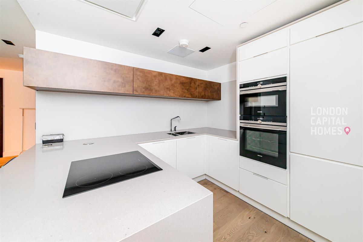 2 bed property in Keybridge Tower, 1 Exchange Gardens, London